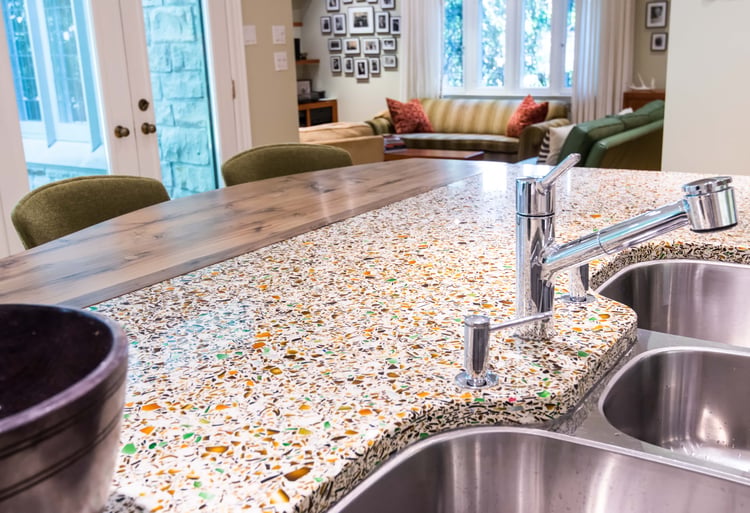 2016 Year in Review: 10 Favorite Recycled Glass Kitchens, Baths and Bars